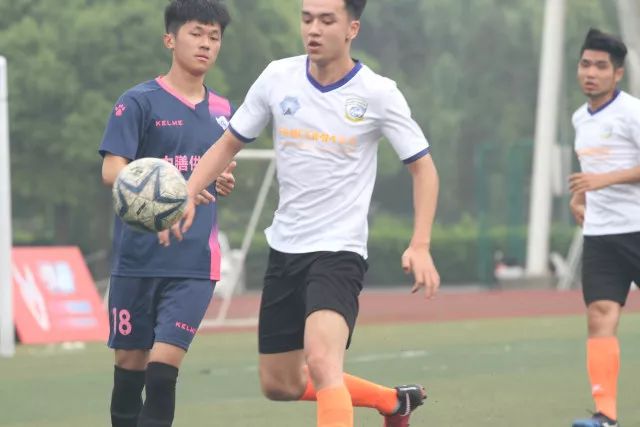 莫雷托：弗拉霍维奇的去留五五开，今天是他在尤文的决定性时刻
